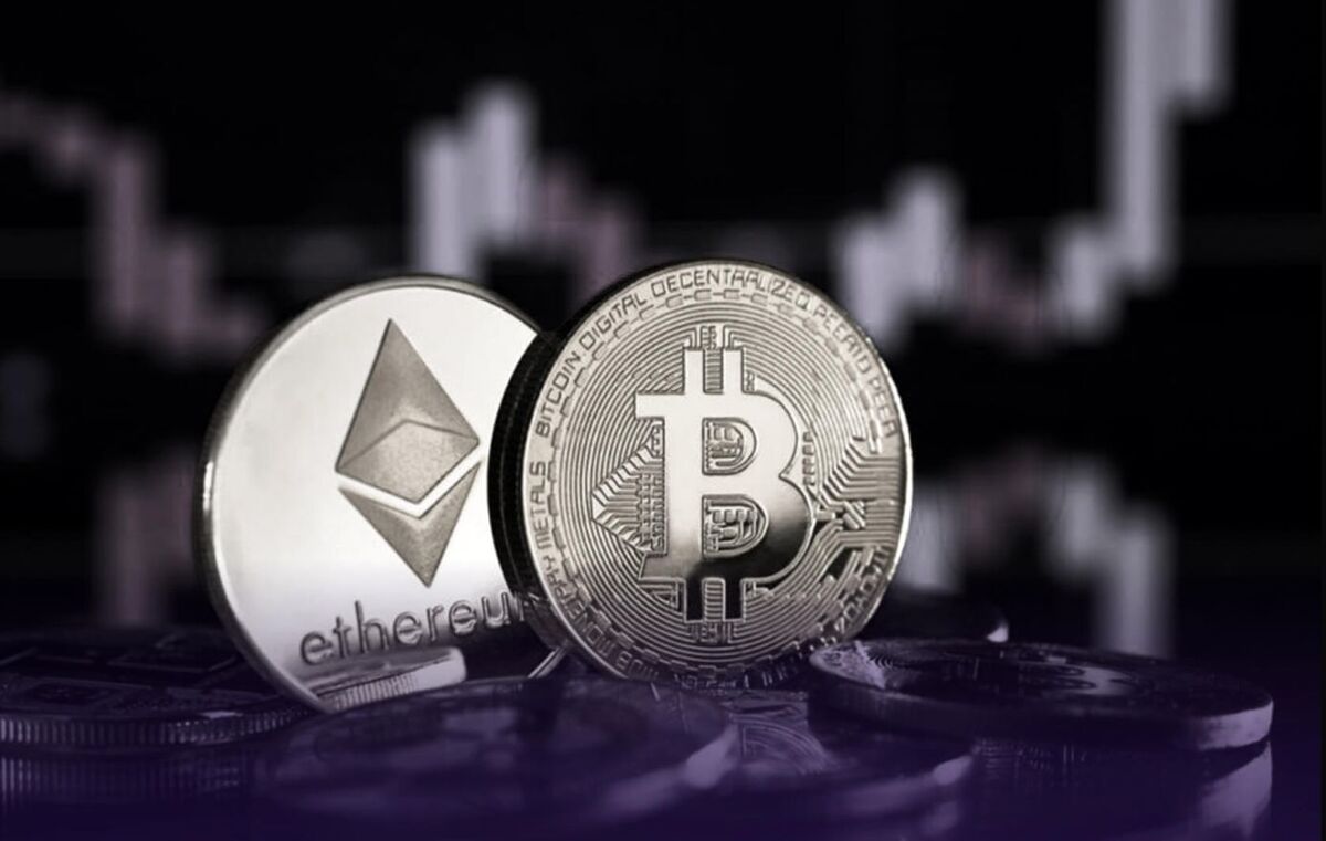 سقوط بیت‌کوین به ۸۵ هزار دلار: چرا بازار کریپتو در حال ریزش است؟