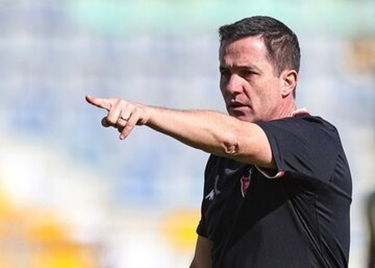 دربی در آتش! کدام ستاره‌های پرسپولیس قربانی لیست اوسمار می‌شوند؟